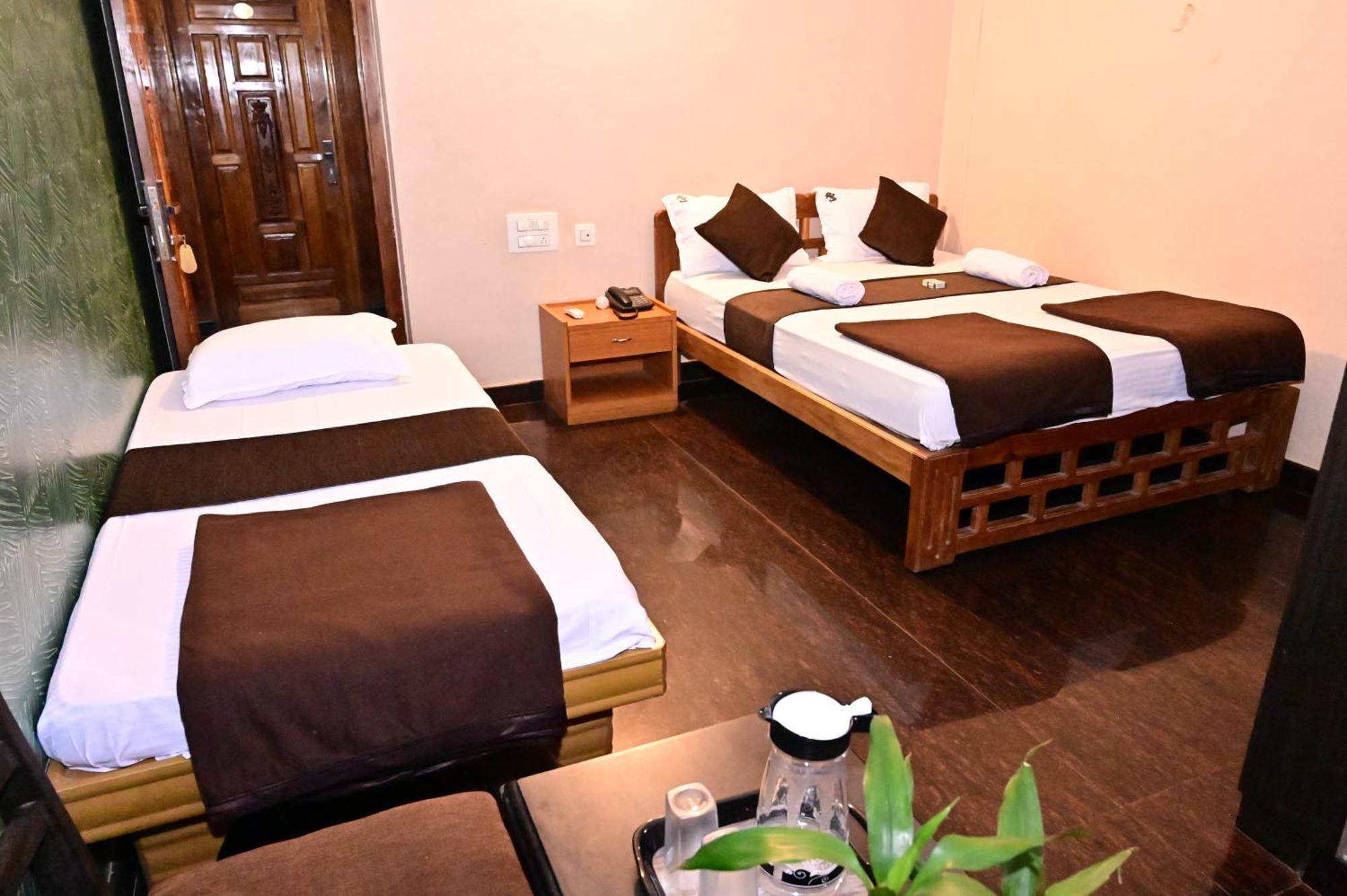 Jaya Paradise Māvalli Екстериор снимка